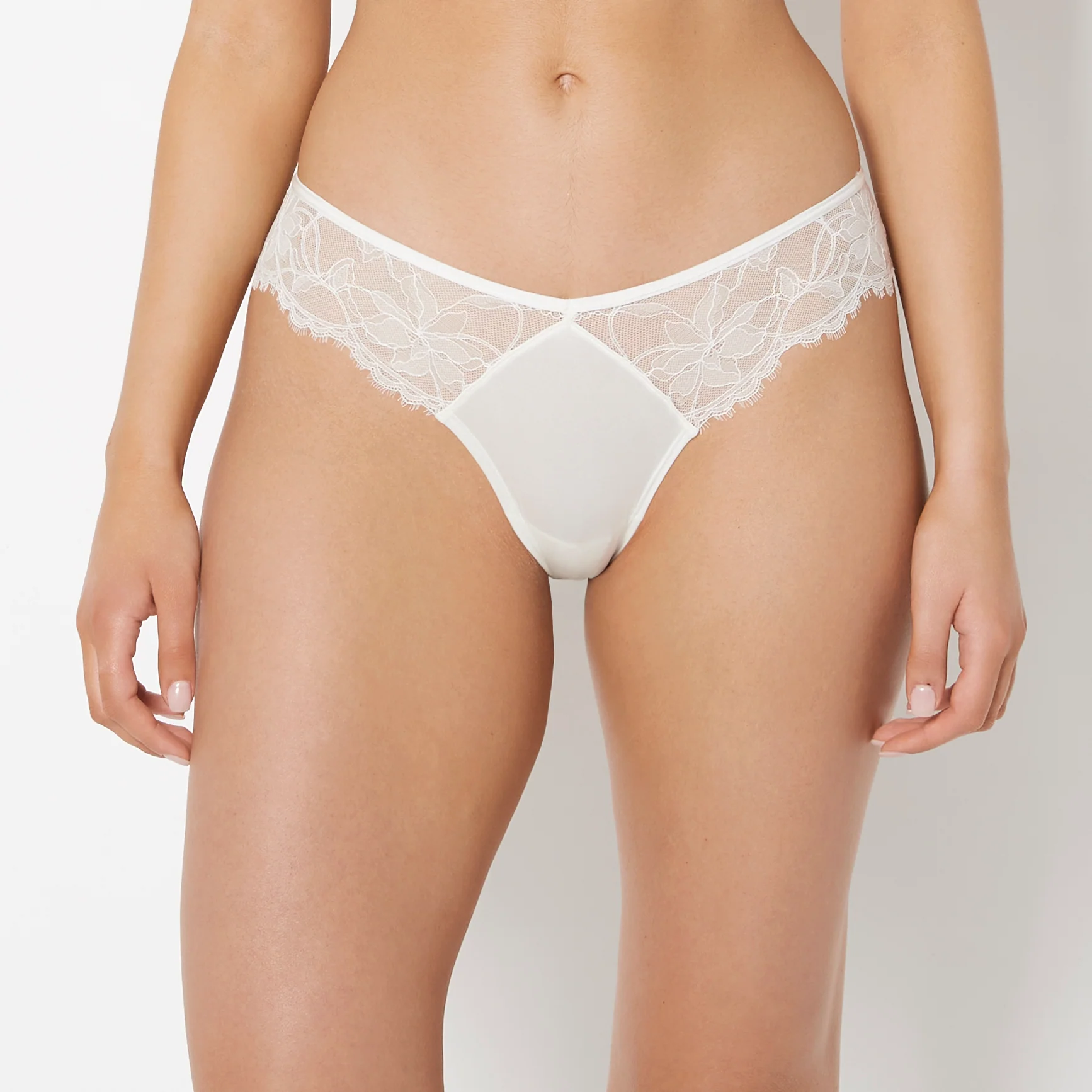 Diva Cheeky Panty With Afterglow Lace in Ivory