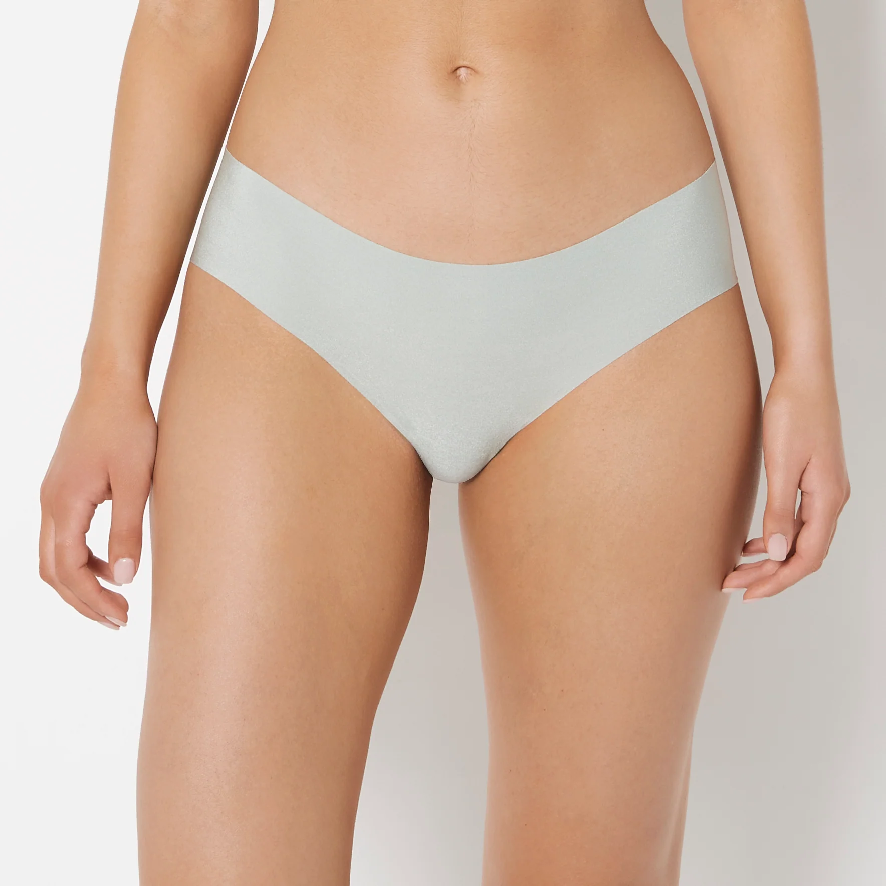 No Show Cheeky in Iceberg Green