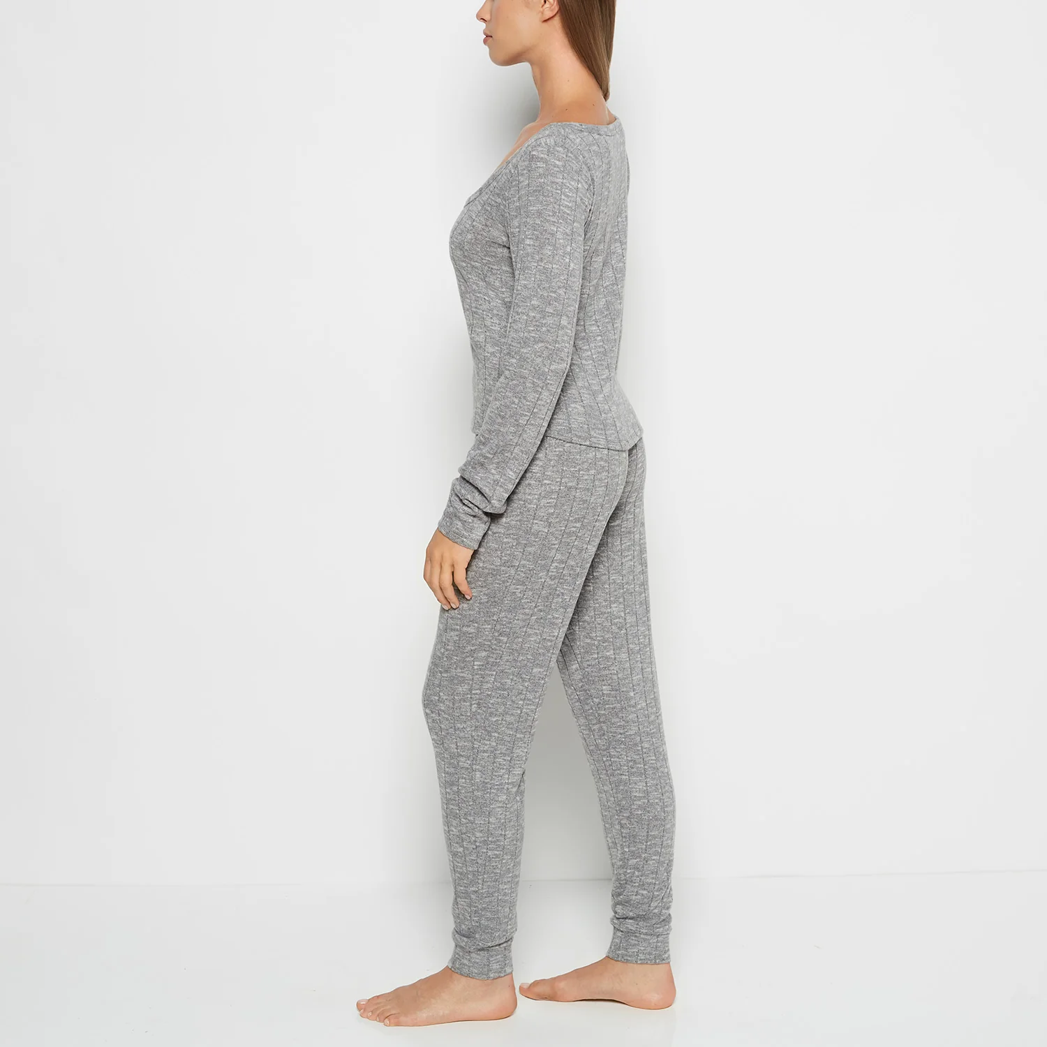 PJ Set with LS Logo Patch in Light Grey Cozy - Image 2