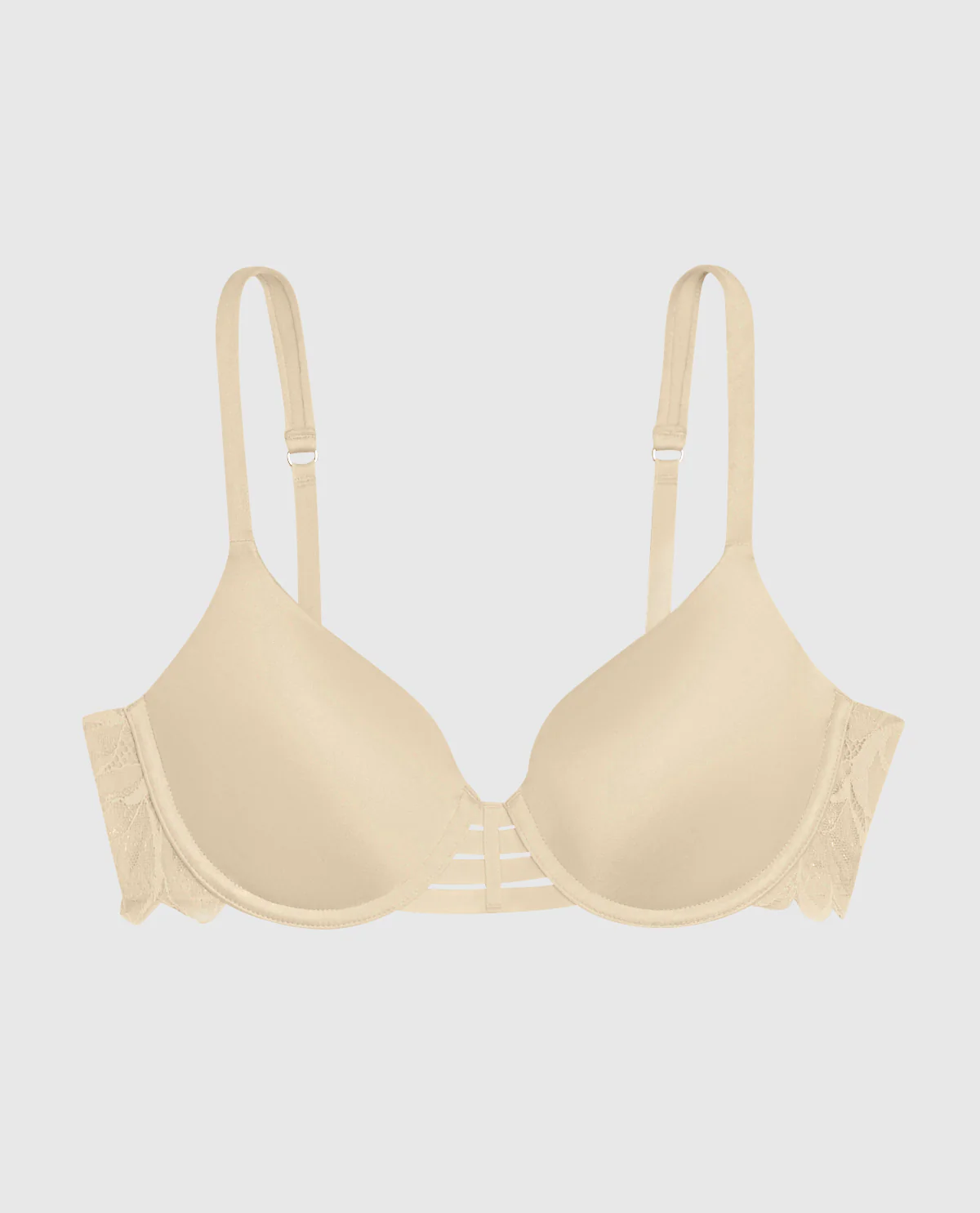 Smooth Lightly Lined Full Coverage Bra with Lace Wing